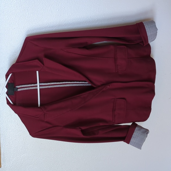 Mosaic & Co. Jackets & Blazers - 2/$15 Burgundy Blazer 🔥